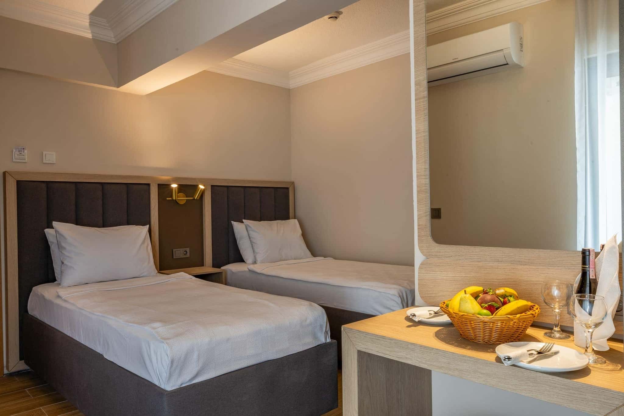 Sarıtaş Hotel modern room bathroom and amenities