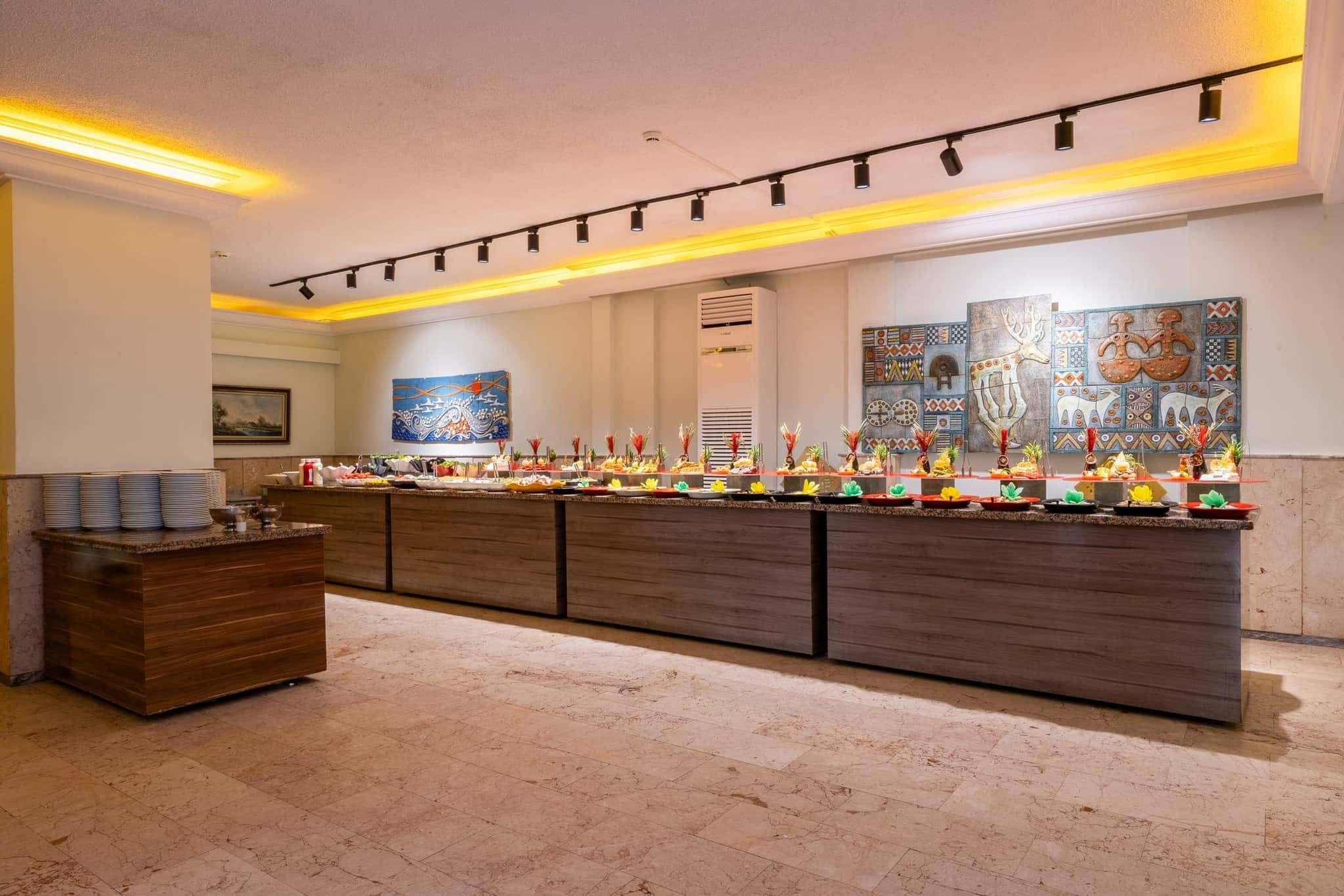 Sarıtaş Hotel main restaurant and rich open buffet — all-inclusive