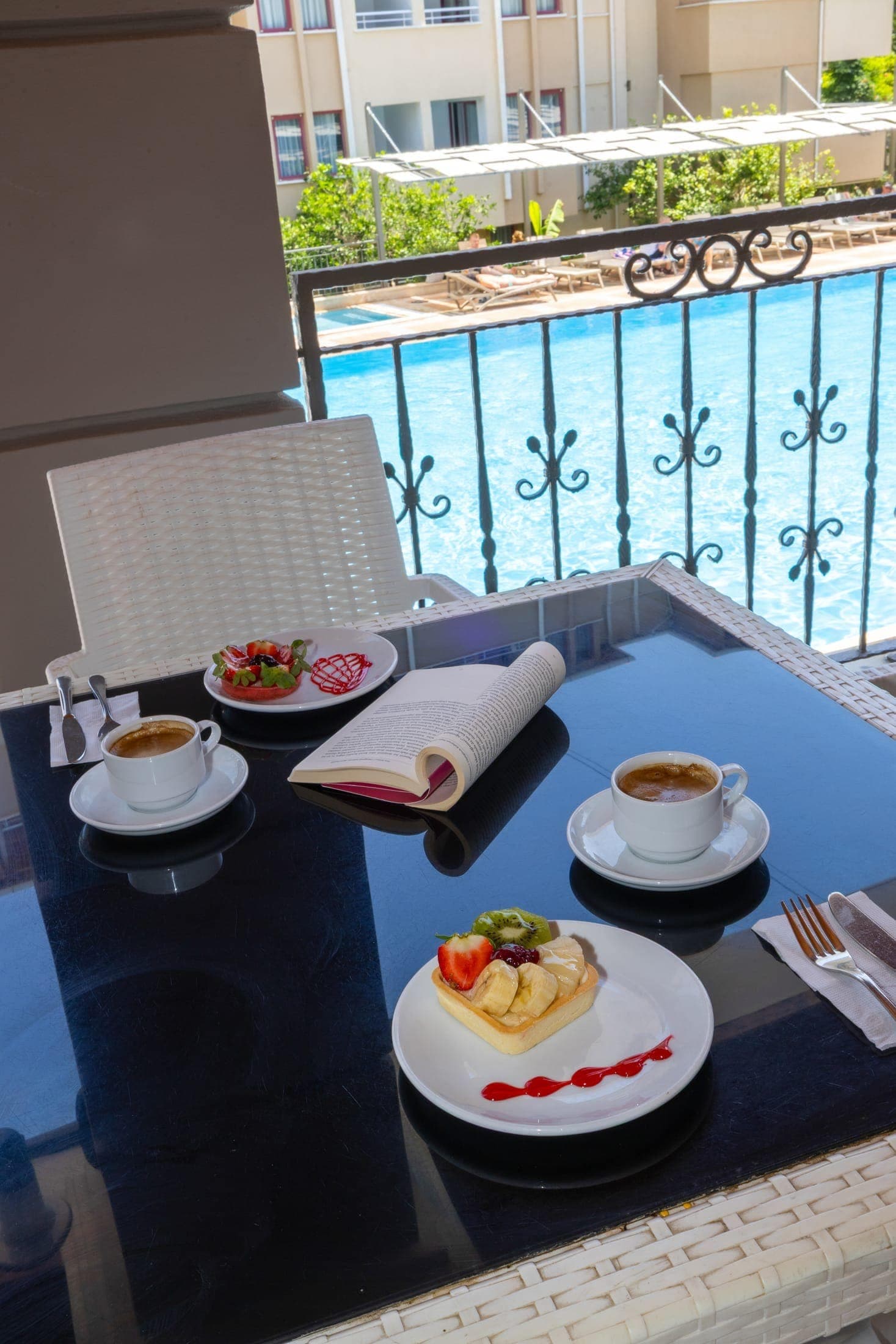 Sarıtaş Hotel open buffet breakfast and treats — all-inclusive
